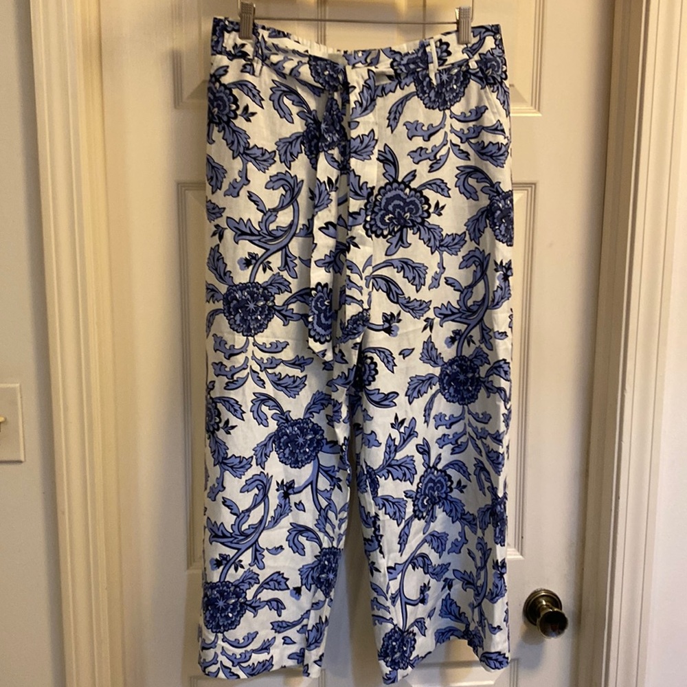 JOIE white with blue floral, linen crap, tie waist, wide leg pants size 12